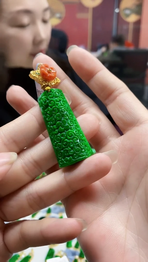 颈饰未镶嵌翡翠翡翠吊坠-81