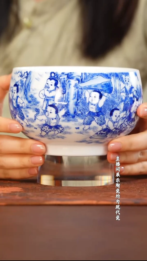 九段烧妙手婴戏水盂（葫芦娃）