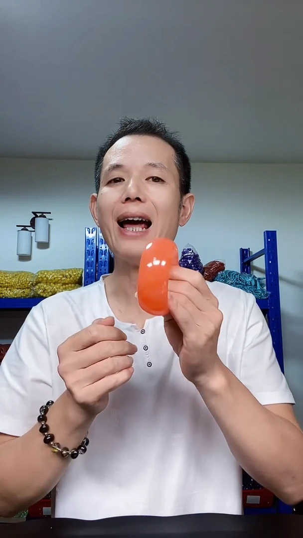 未镶嵌颈饰玛瑙/玉髓DY001赤血龙母手镯