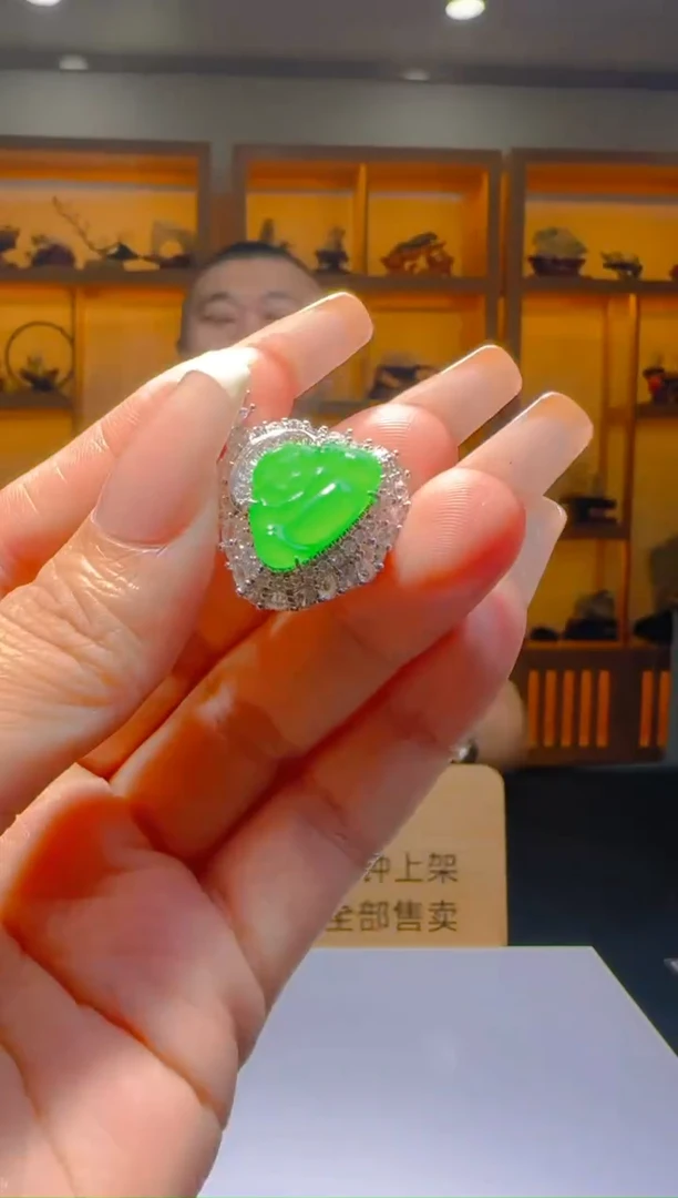 颈饰未镶嵌翡翠R-@@QJYY092701（多样性发其一）