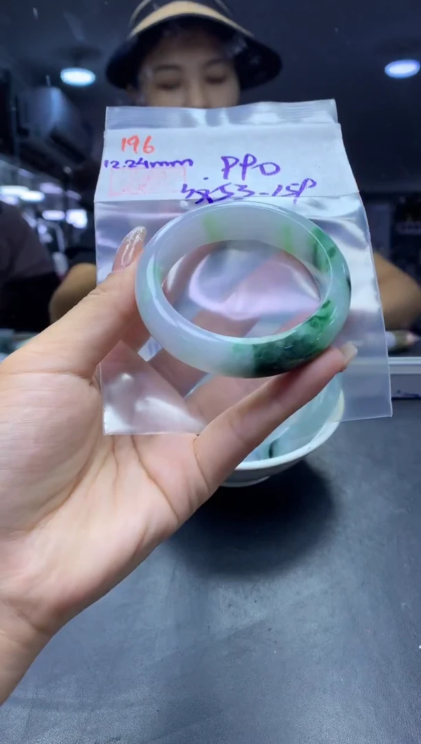 未镶嵌定制翡翠196手镯53纹+990元+拍一发一