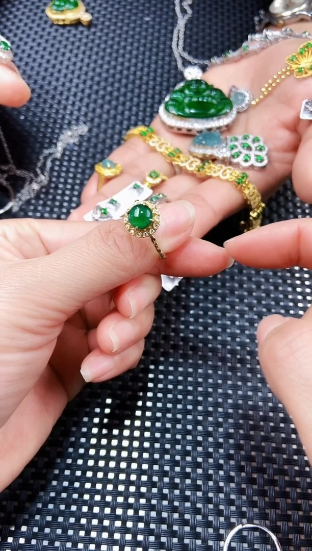 【闪购商品】翡翠戒指未镶嵌111111111