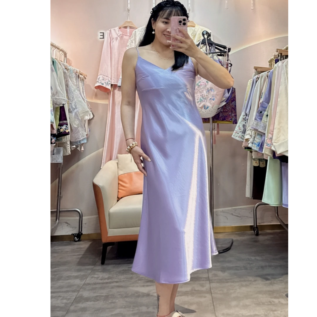 深圳高品2025春夏重磅巨顺滑垂坠有光泽女吊带裙百搭
