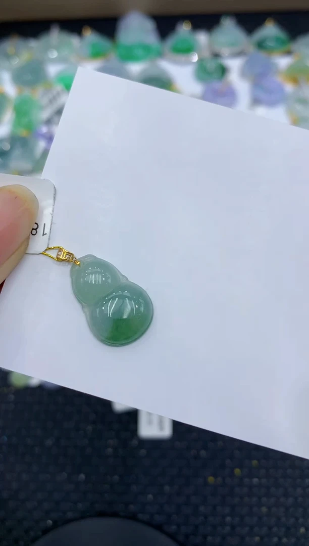 【闪购商品】翡翠颈饰18K金镶嵌11111111111