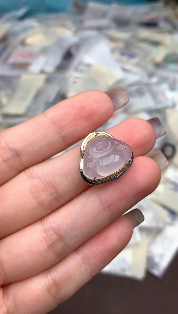 18K金镶嵌挂件翡翠—