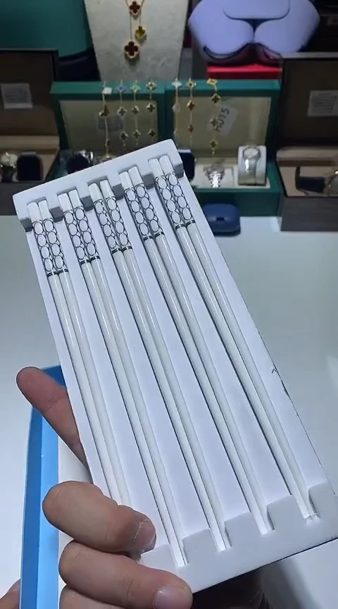 瓷片生活的本意就是开心@@1