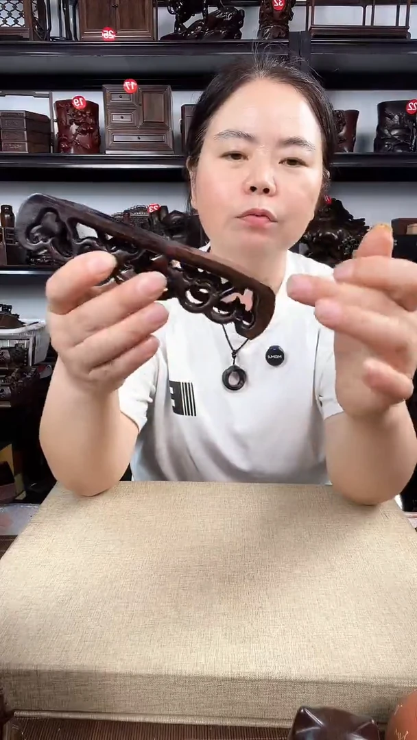 木1219老李红木工艺品