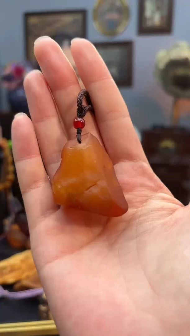 琥珀颈饰未镶嵌吊坠