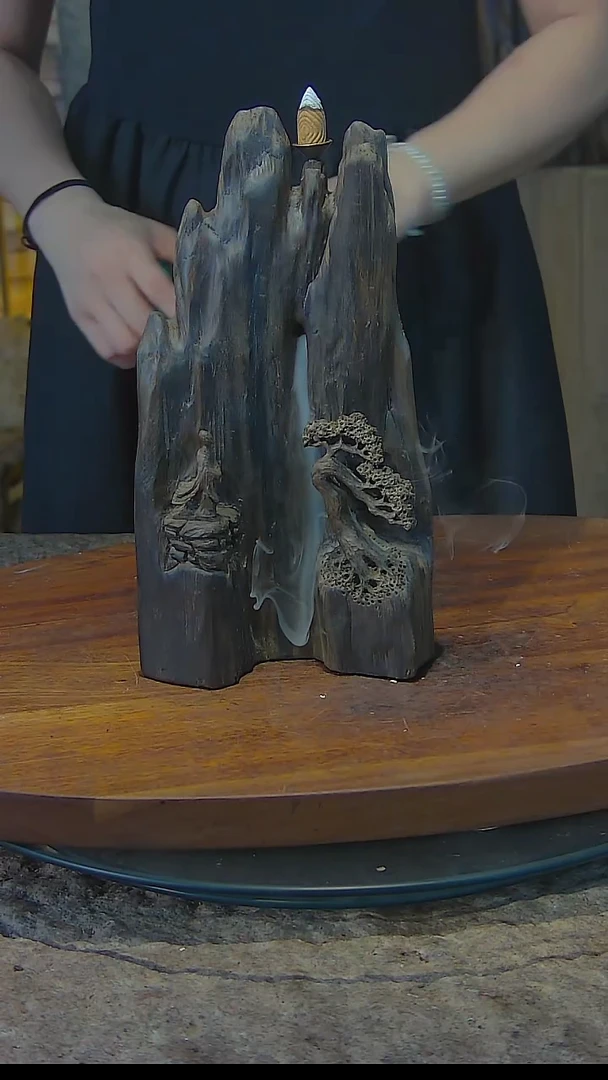 木金丝楠阴沉山水摆件
