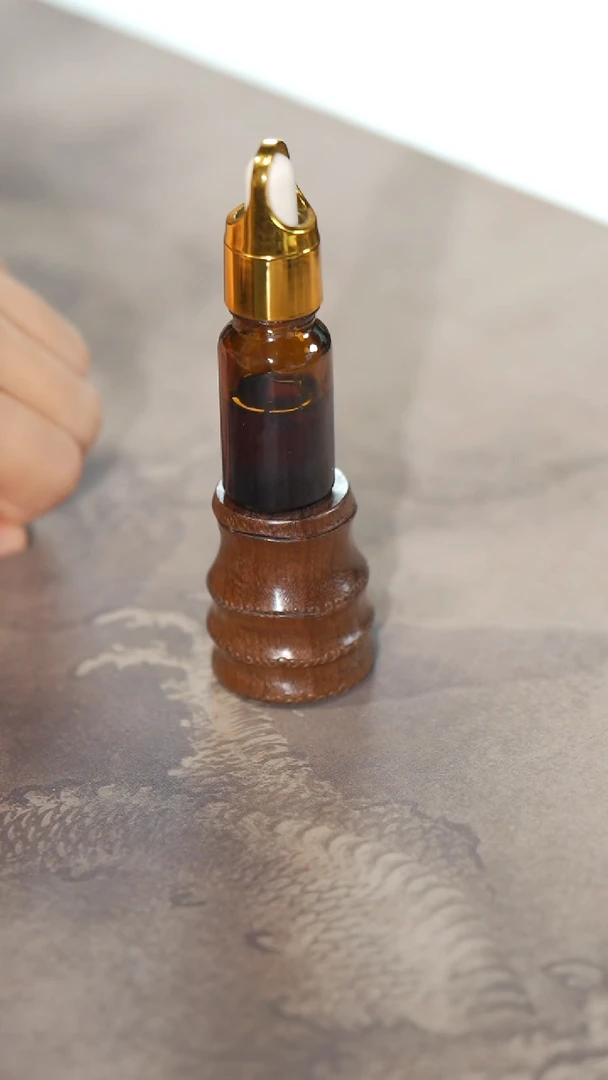 柏木（崖柏）陈化料提取10ml