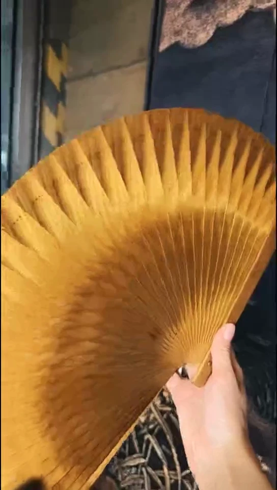 金丝楠       扇子