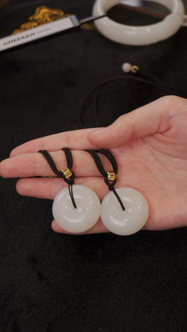 和田玉未镶嵌颈饰43多样发一29.4*14.9*