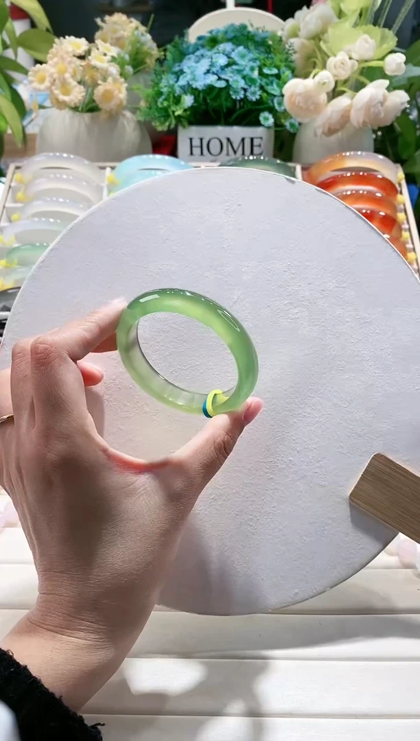 手镯玛瑙/玉髓未镶嵌129-