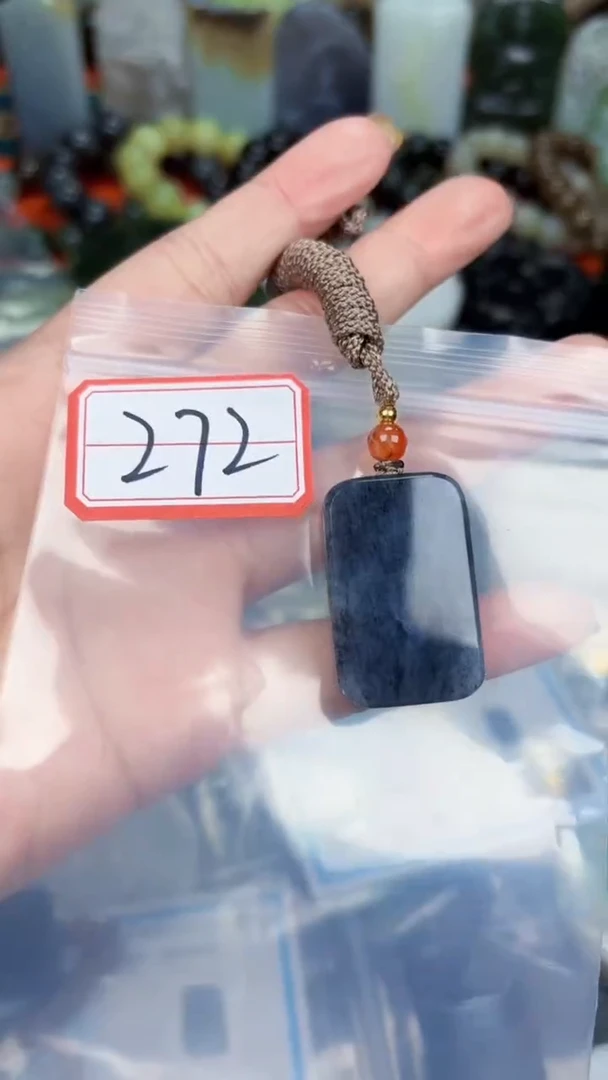 颈饰未镶嵌和田玉和田玉