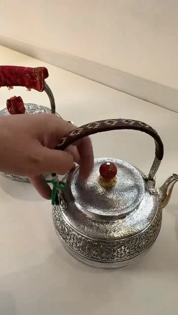 -素*'寸发标 手作雪花纹錾刻嵌金百花煮水壶