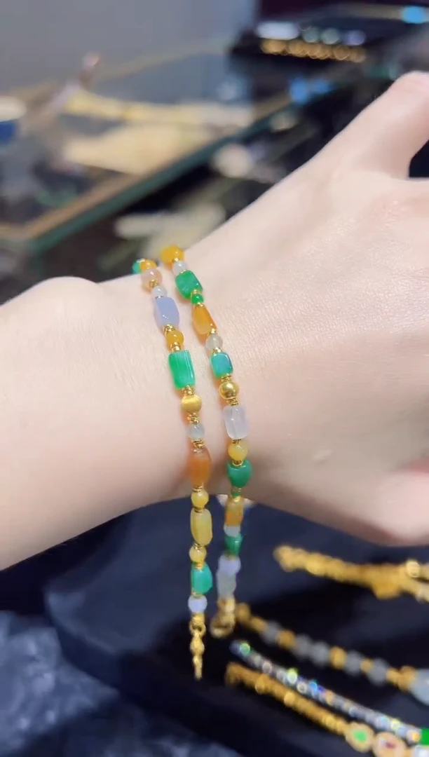 18K金镶嵌手链翡翠多宝手串