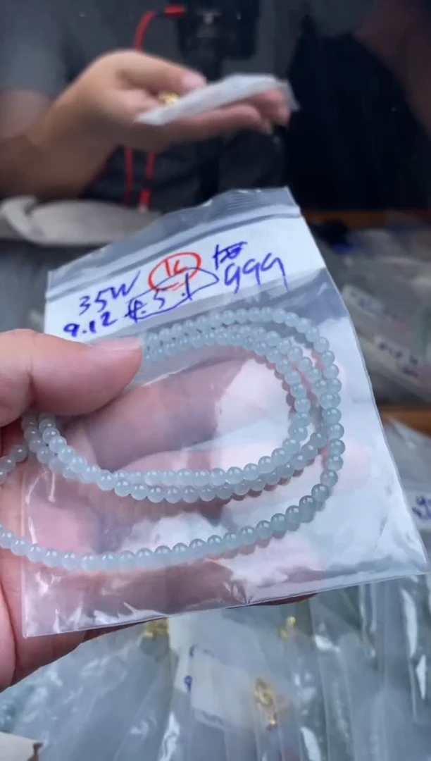 未镶嵌定制翡翠天然缅甸翡翠多样性