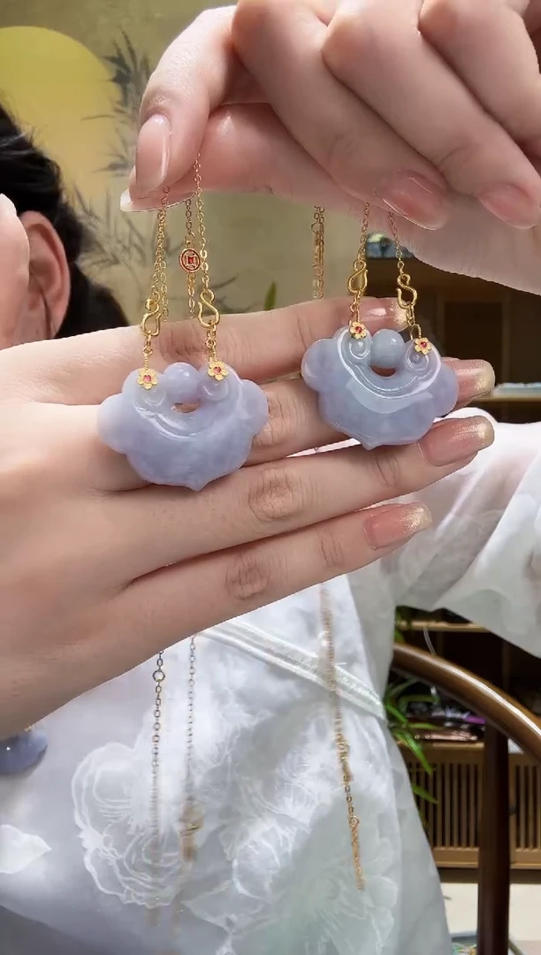 颈饰未镶嵌翡翠多样性发其一