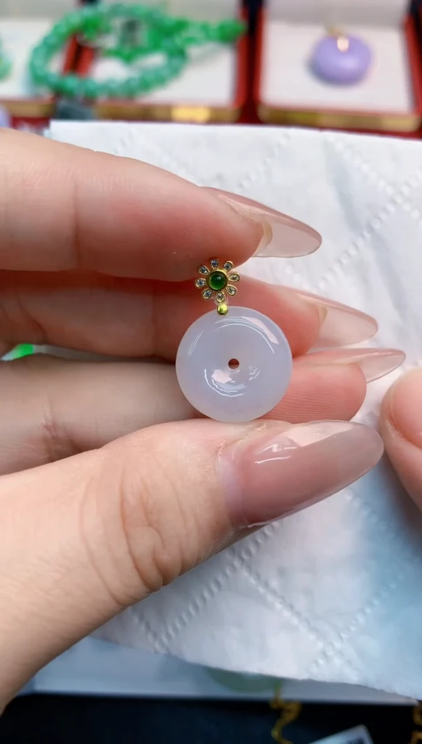 翡翠未镶嵌吊坠(不含链)1