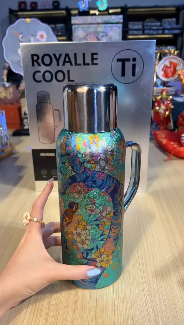 50乐酷纯钛保温壶-绿色