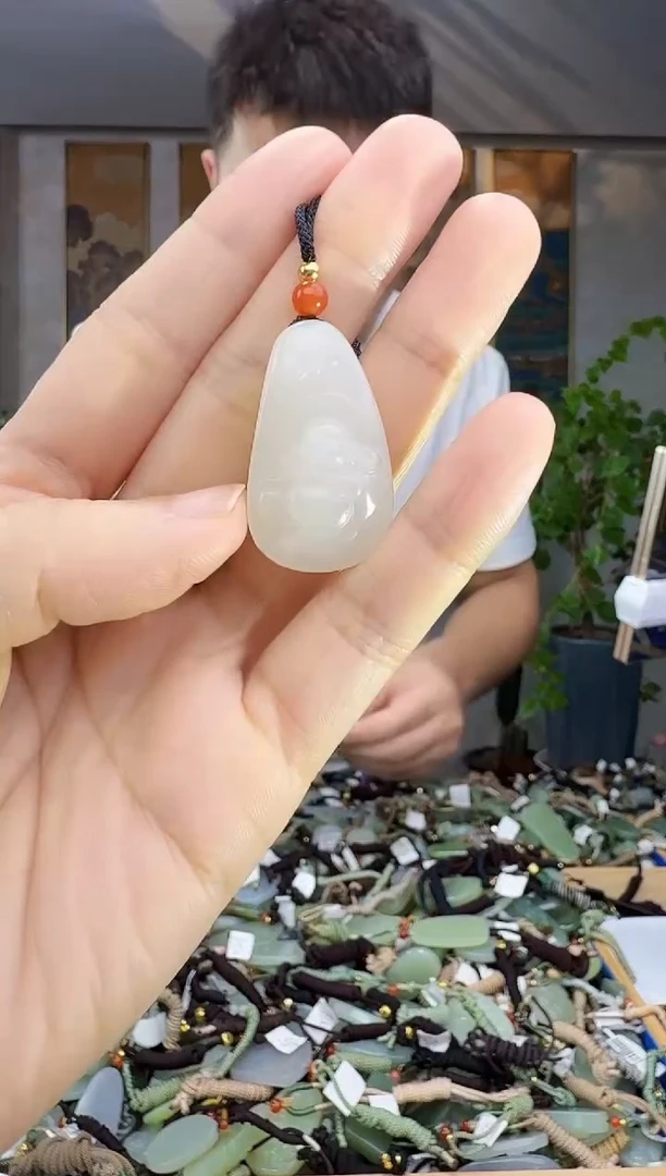 未镶嵌和田玉挂件拍一发一