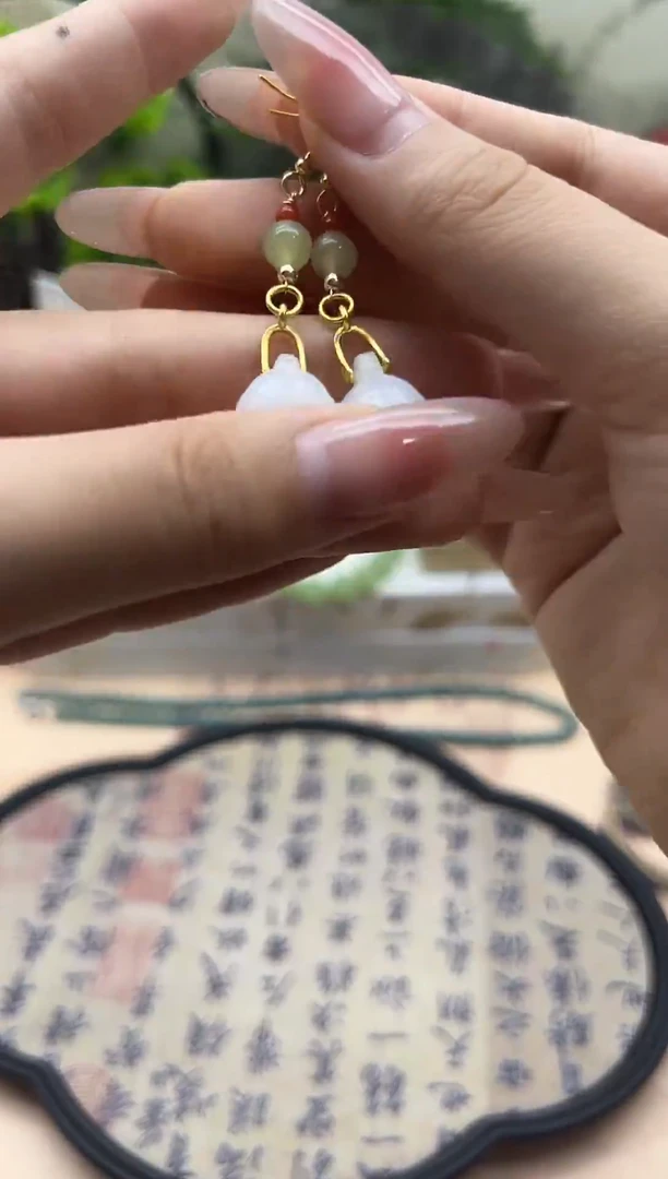 未镶嵌和田玉耳饰162