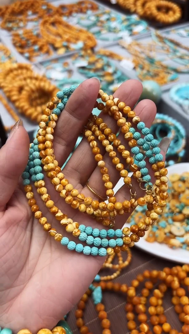 【闪购商品】琥珀裸石未镶嵌4mm+花蜡DIY项链多样性发其中一件