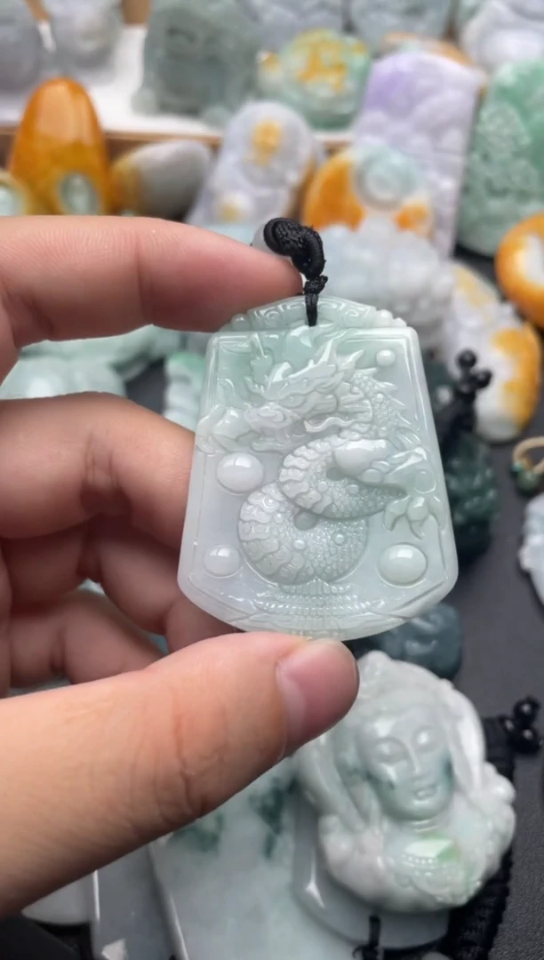 吊坠(不含链)未镶嵌翡翠1