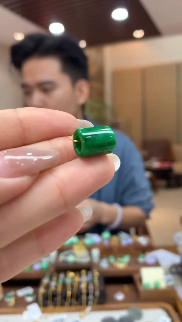 吊坠(不含链)未镶嵌翡翠路路通