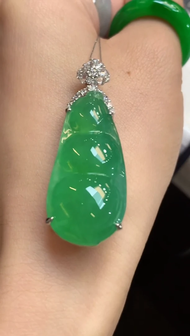 吊坠(不含链)18K金镶嵌翡翠D13