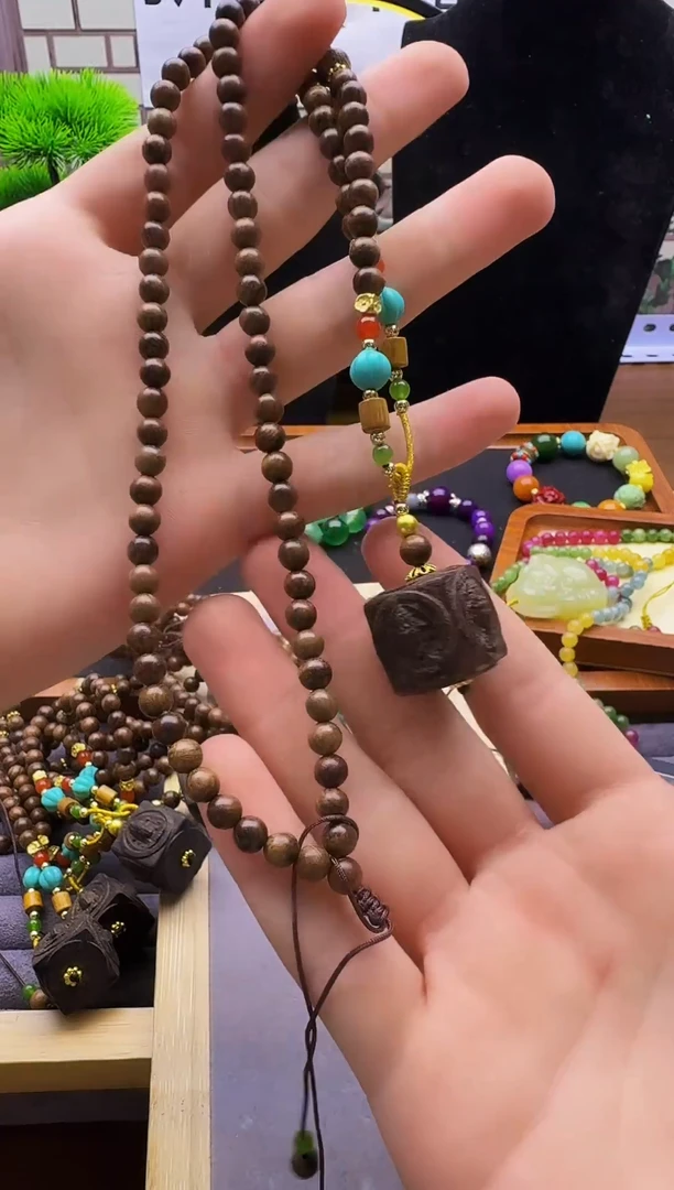 玛瑙/玉髓颈饰14K金镶嵌QY06