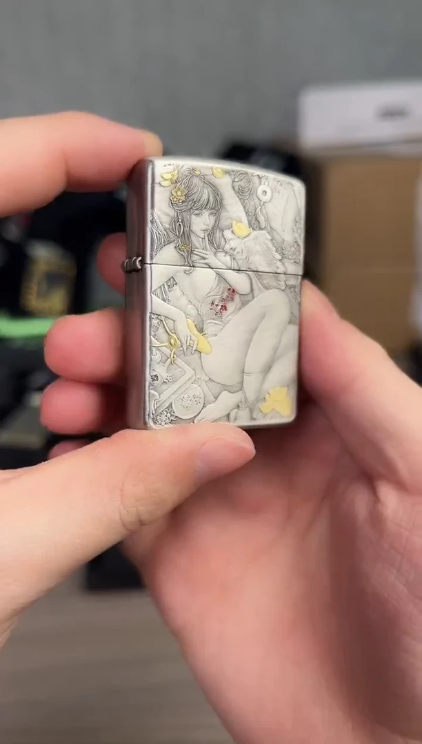 铜金瓶双艳-盔甲熏银鎏金