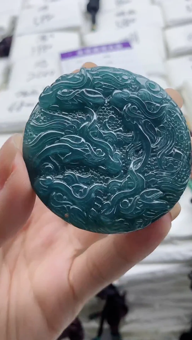 颈饰未镶嵌翡翠8