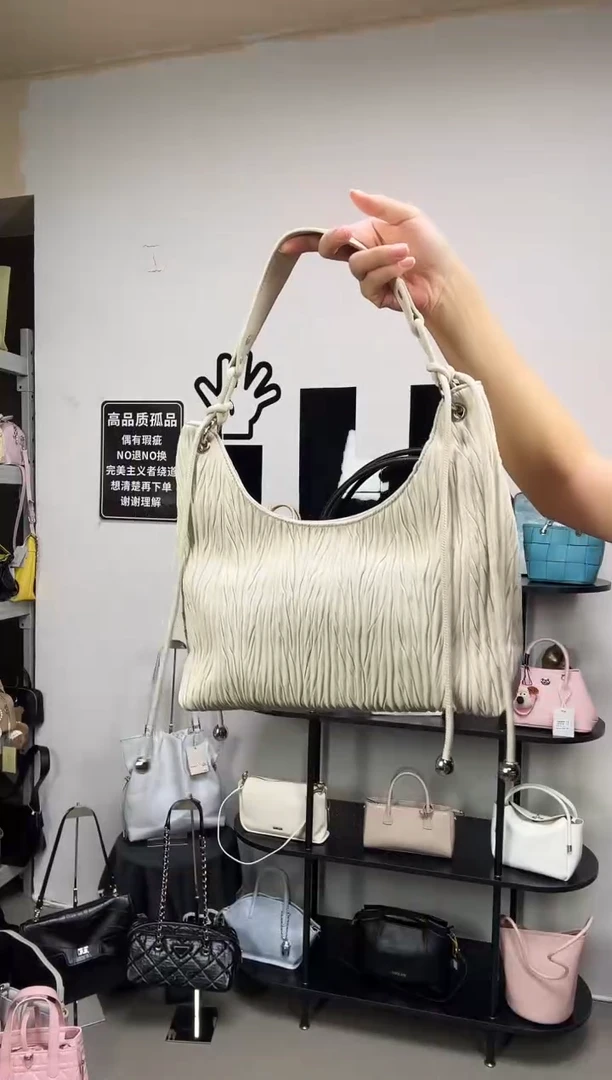 牛皮（革）彩汐轻奢女包编号：48