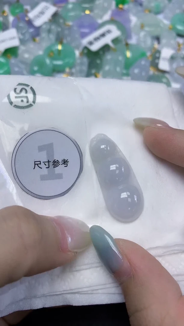 翡翠未镶嵌颈饰天然缅甸翡翠A货百元以上9元证书费自理