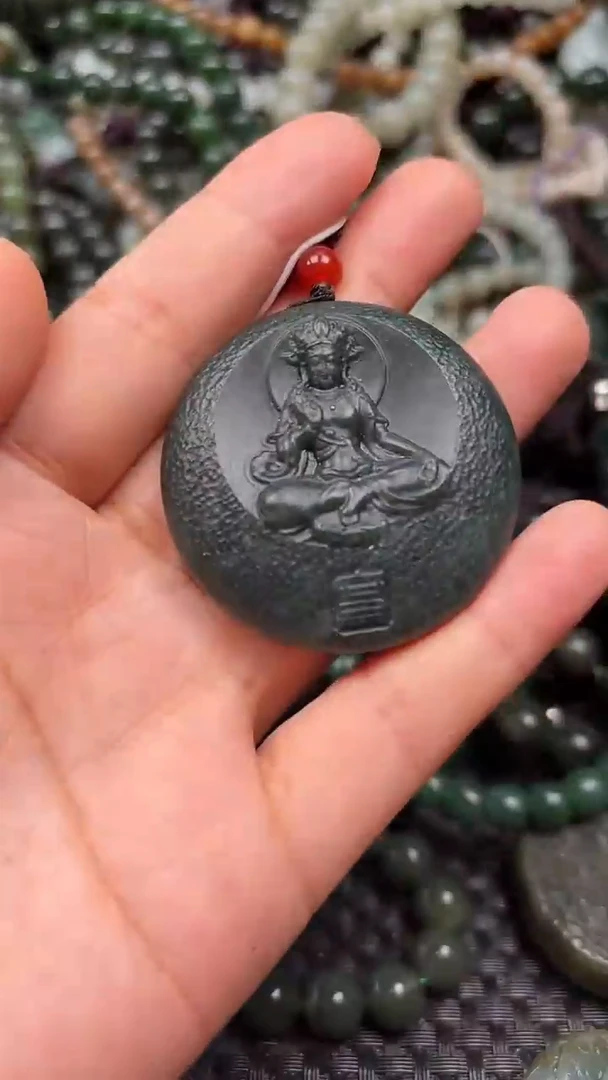 和田玉未镶嵌颈饰1