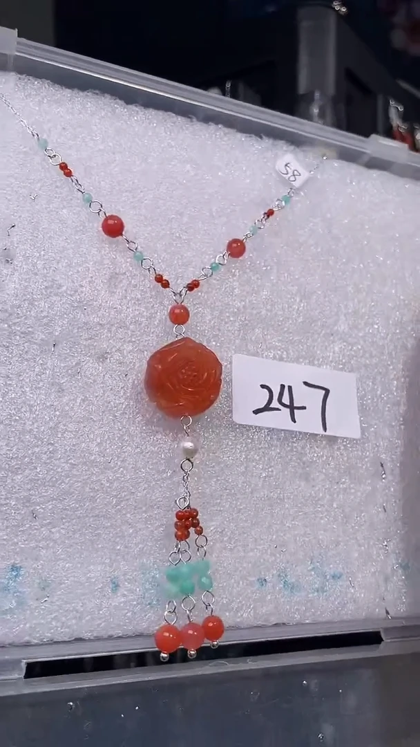 颈饰未镶嵌南红玛瑙喜欢拍