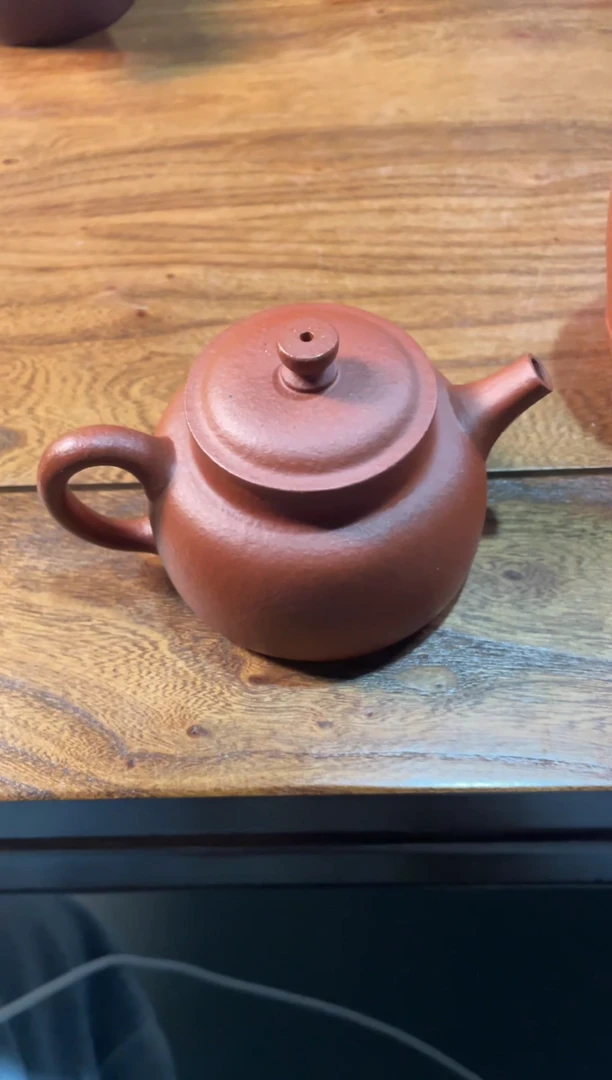 茶壶紫砂D77号，原矿大红泥，言心德钟