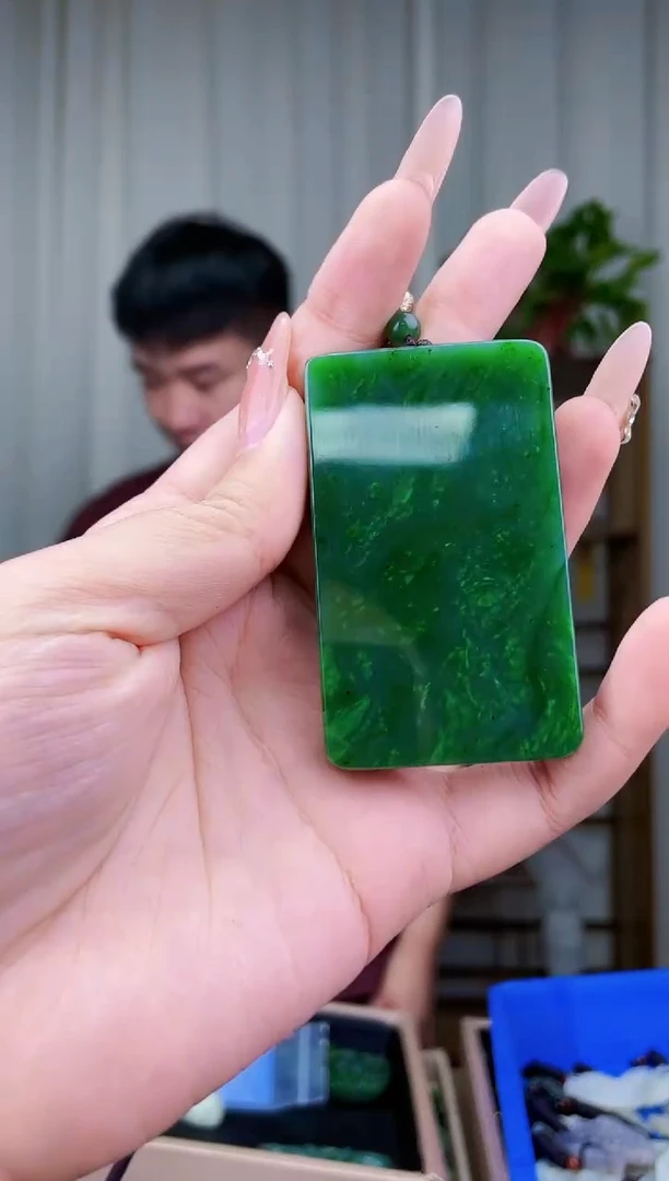 和田玉未镶嵌挂件拍一发一，多样性发货！