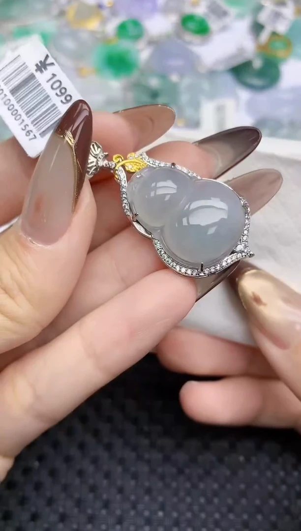 颈饰银S925镶嵌翡翠39   天然翡翠A货  百元以上9米证书费自理