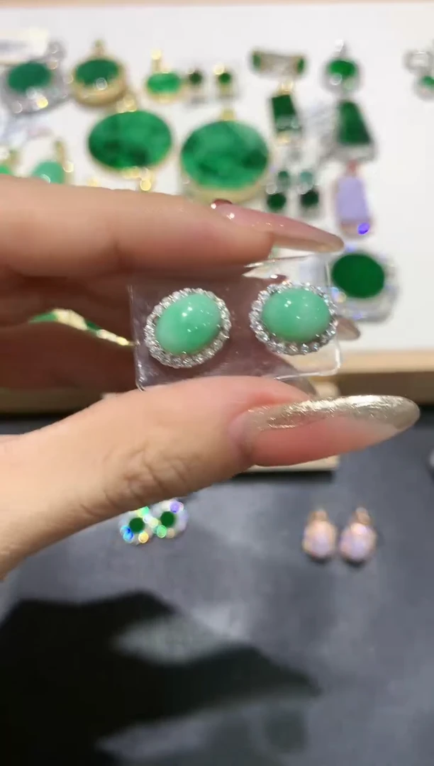 【闪购商品】翡翠吊坠(不含链)银S925镶嵌19多人多样性随机发货1件