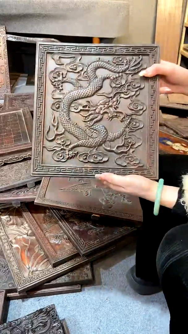 【闪购商品】木v紫檀雕刻一物一拍以直播间为准