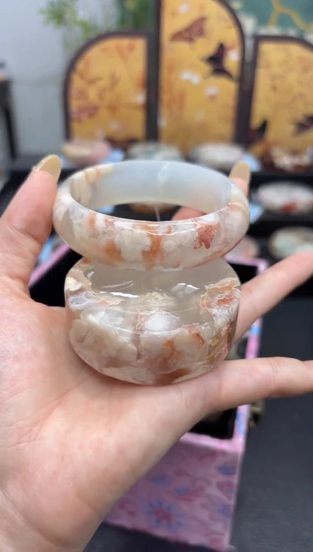 未镶嵌手镯石英质玉C106(61圈赠送镯心)