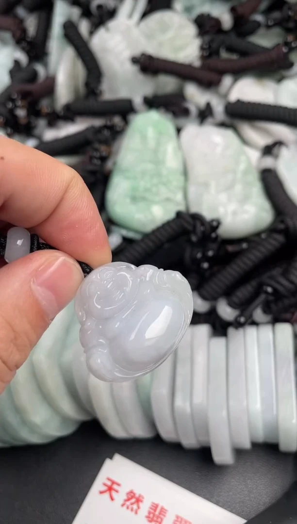 【闪购商品】翡翠吊坠(不含链)未镶嵌1