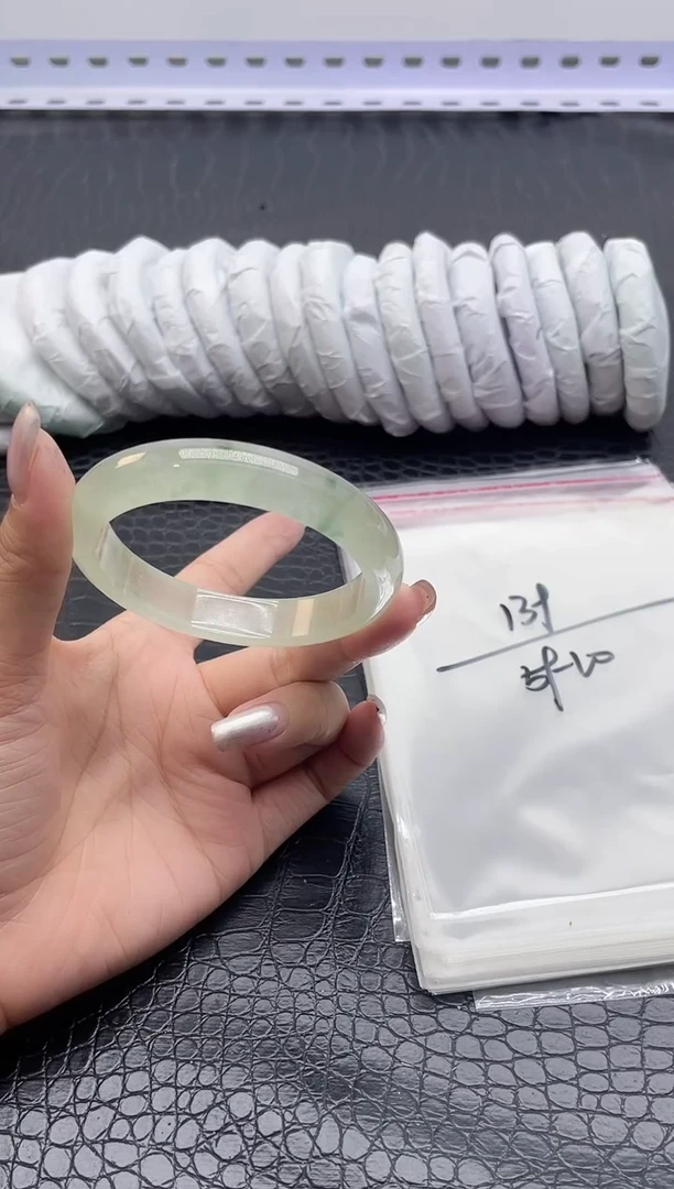 139手镯所见即所得拍啥发啥