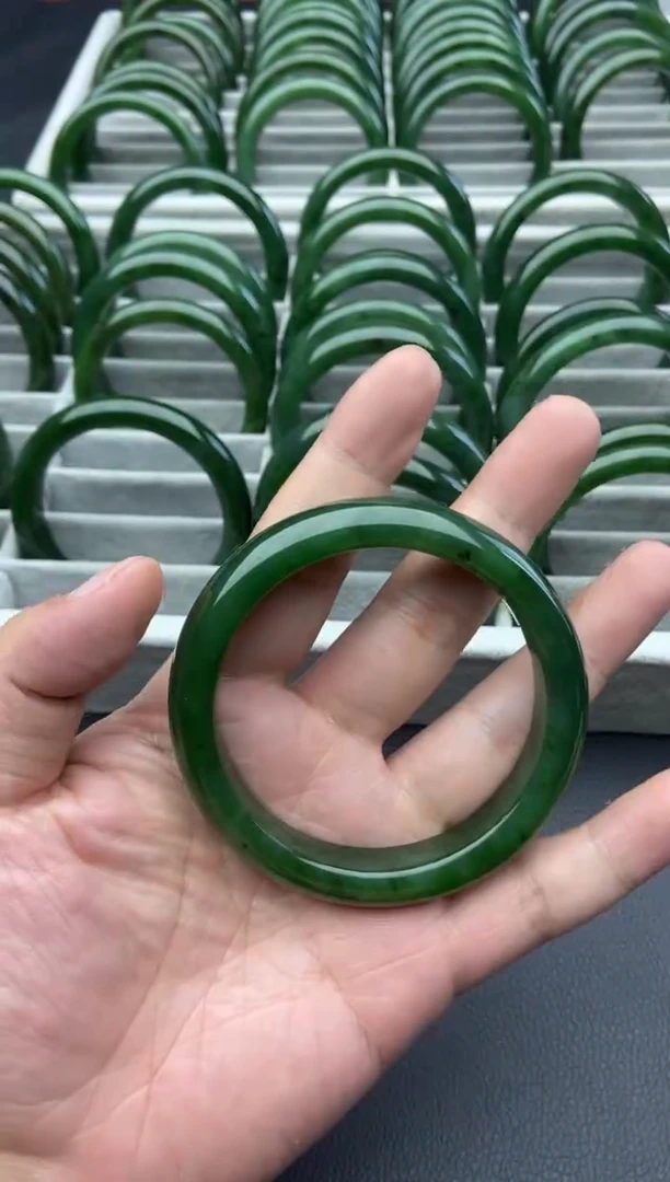 未镶嵌手镯和田玉（碧玉）24-63