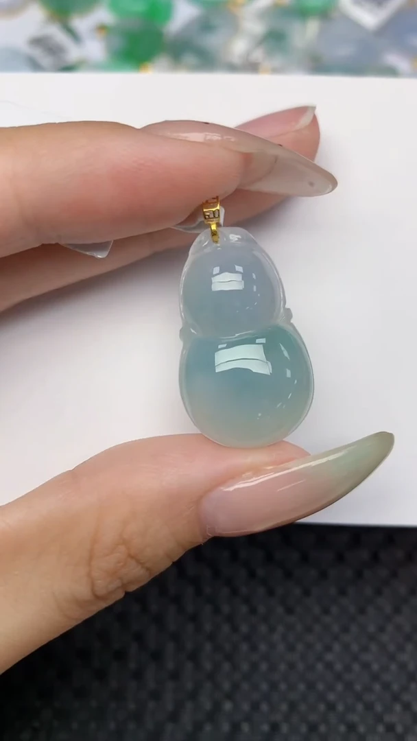 翡翠18K金镶嵌颈饰天然翡翠a货