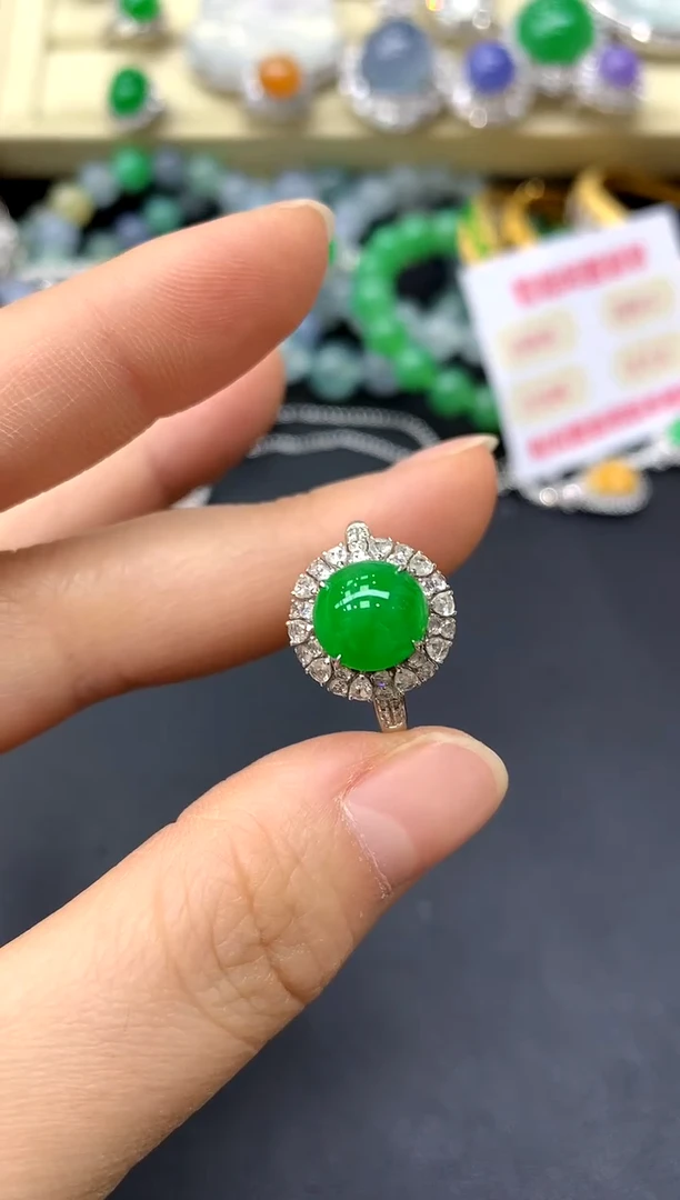18K金镶嵌戒指翡翠470-中国好珍宝