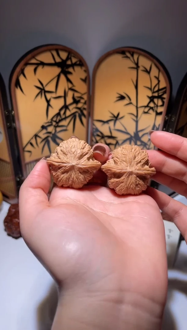 吊坠文玩核桃102号全品磨盘山地磨 39尺寸