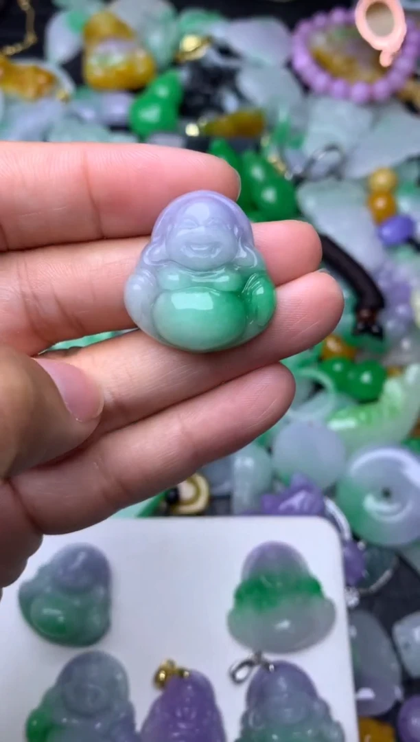 颈饰未镶嵌翡翠缅甸翡翠吊坠